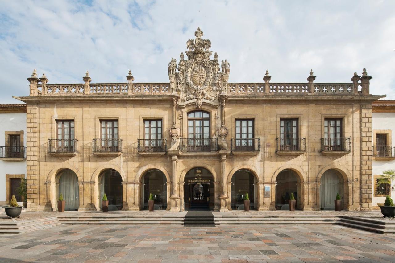 فندق يوروستارز دي لا ريكونكويستا اوفيدو المظهر الخارجي الصورة The Palace of the Dukes of Cadaval, the main façade