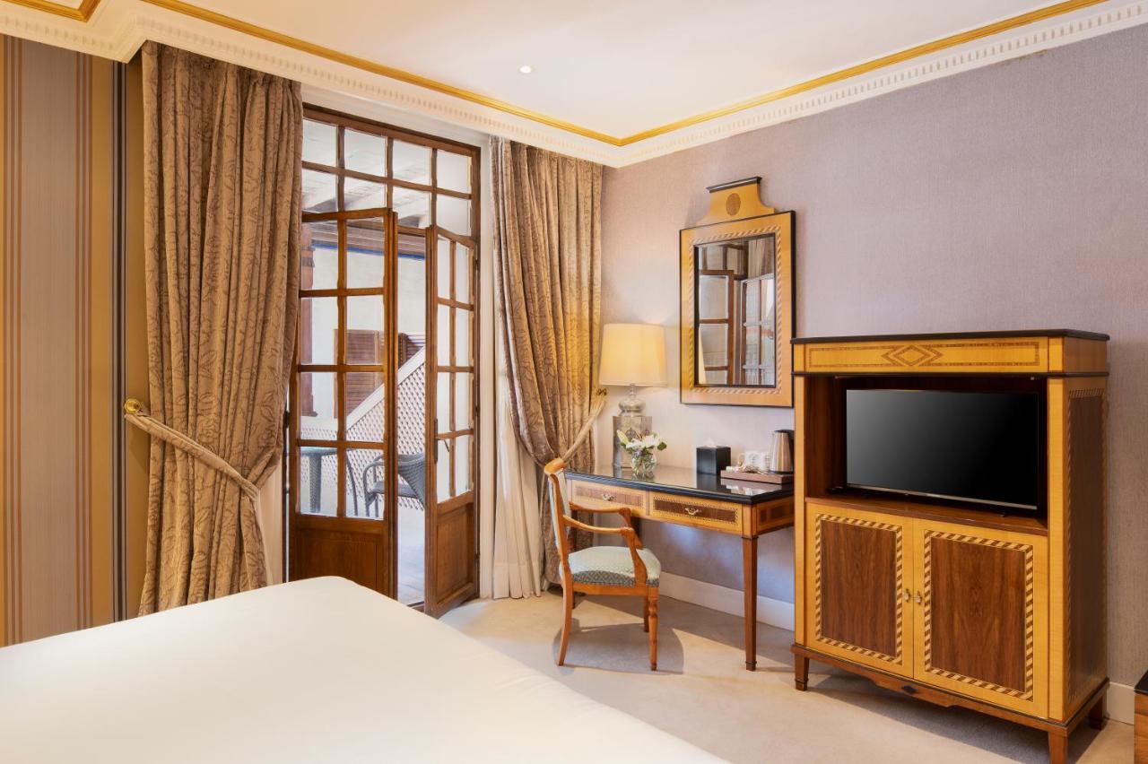 فندق يوروستارز دي لا ريكونكويستا اوفيدو المظهر الخارجي الصورة A room at the hotel